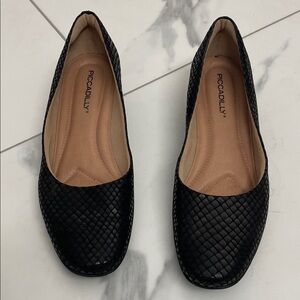 Piccadilly Black Women's Shoes Wedge Heel Flats Sz 36